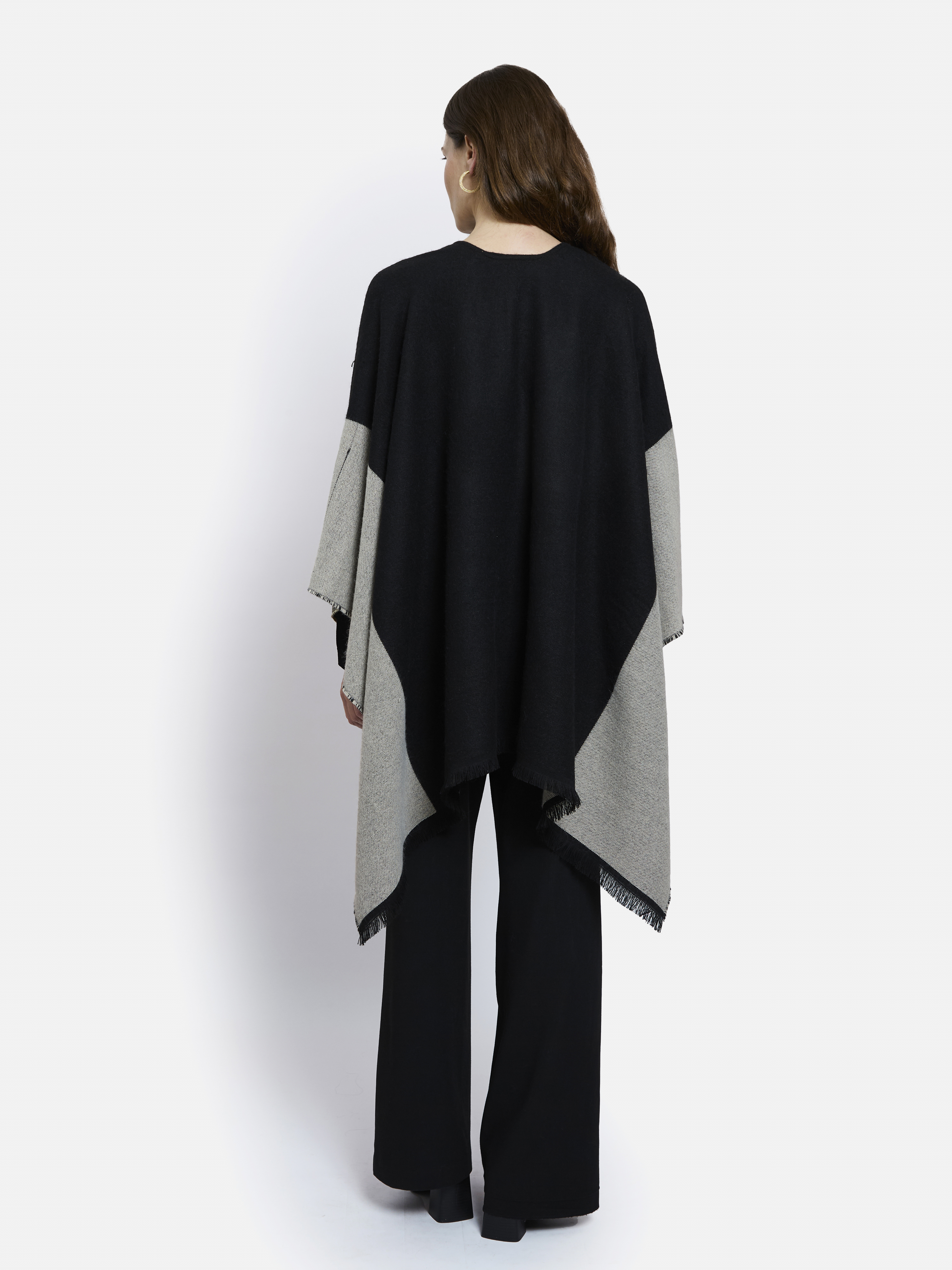 PONCHO VILLANDRY
