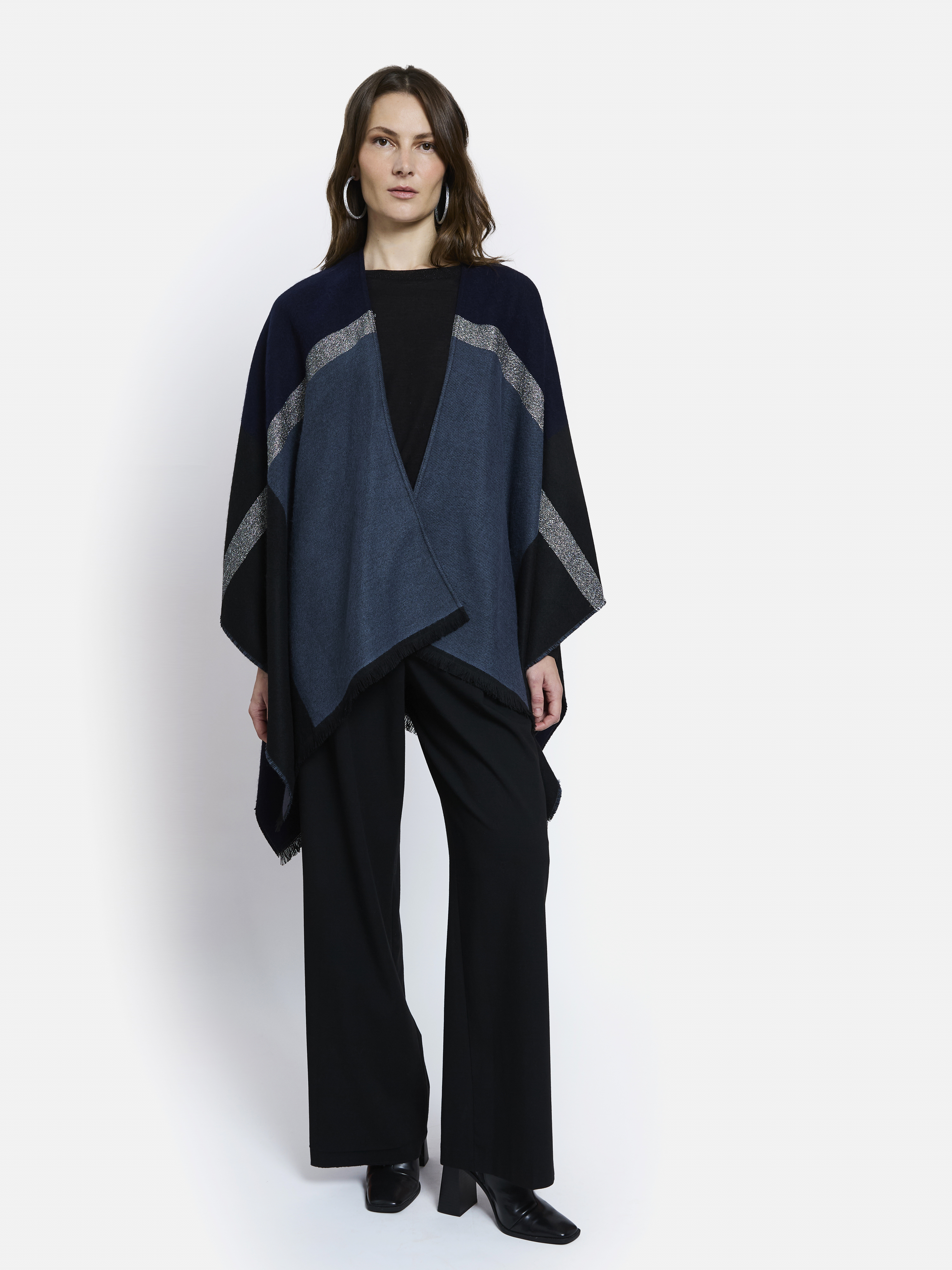 PONCHO VILLANDRY