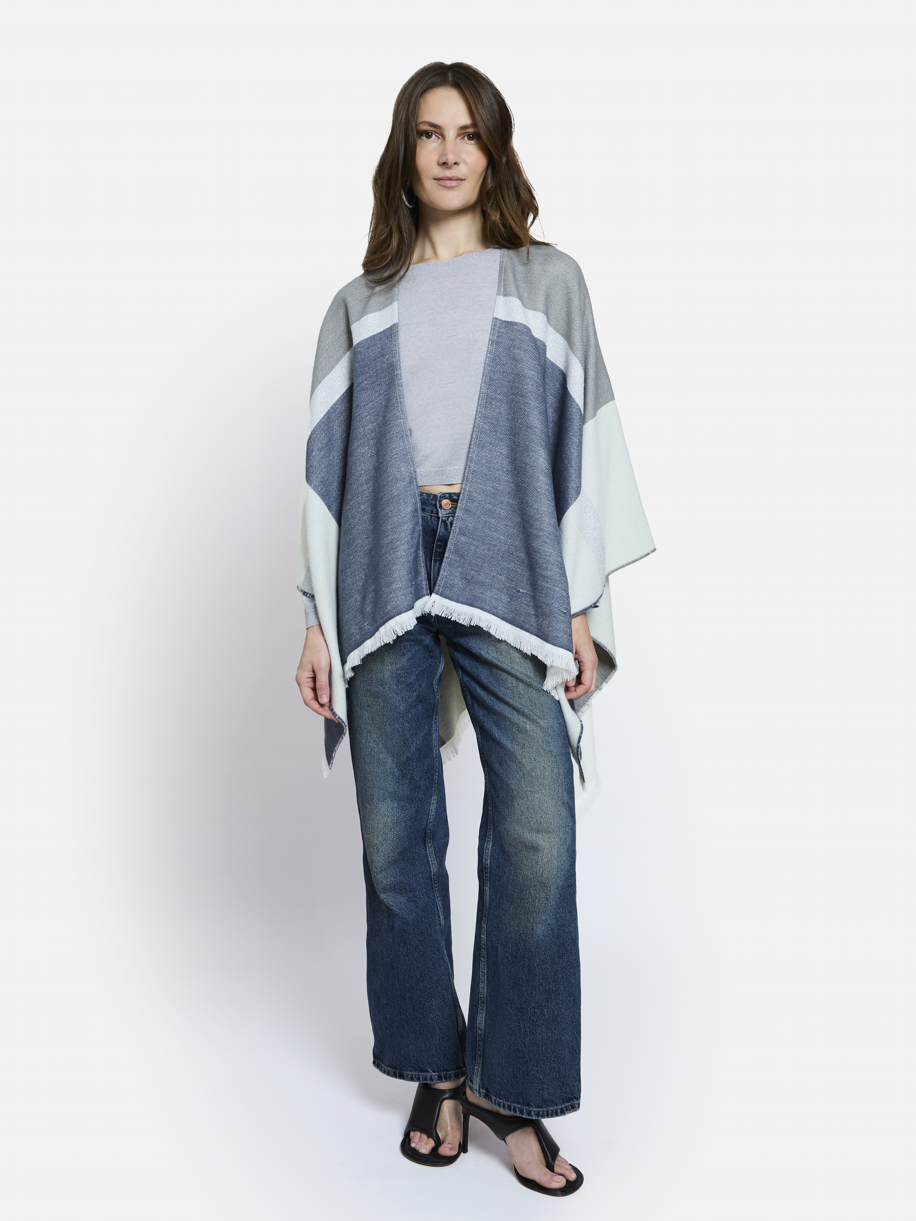 PONCHO VILLANDRY