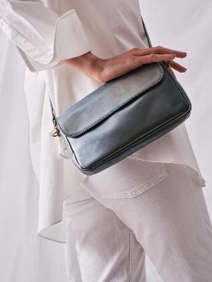 POCHETTE LONGUE CUIR
