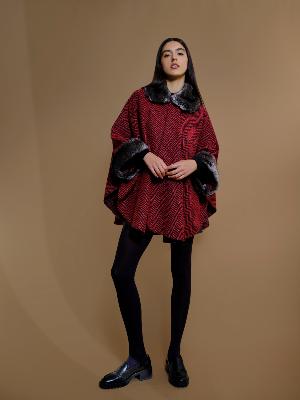 PONCHO CHAMBORD ROUGE ET NOIR