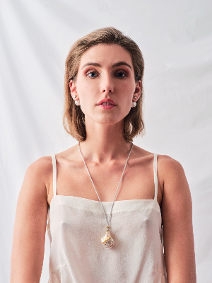 BOUCLES D'OREILLES DOUCE
