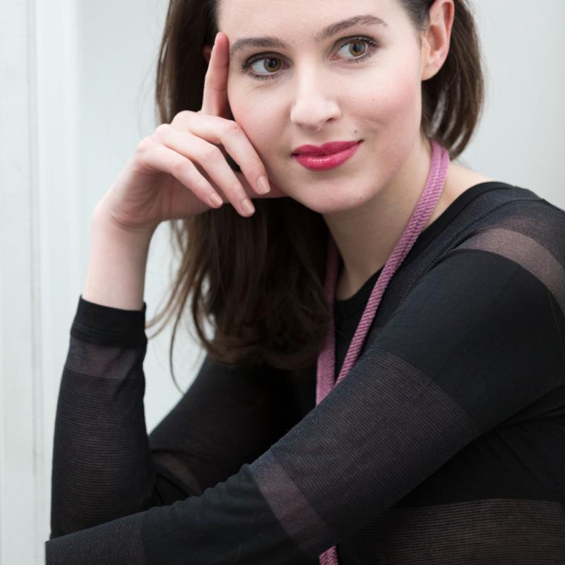 Vêtements en fil lurex à l'effet brillant et scintillant Vêtements en fil lurex à l'effet brillant et scintillant