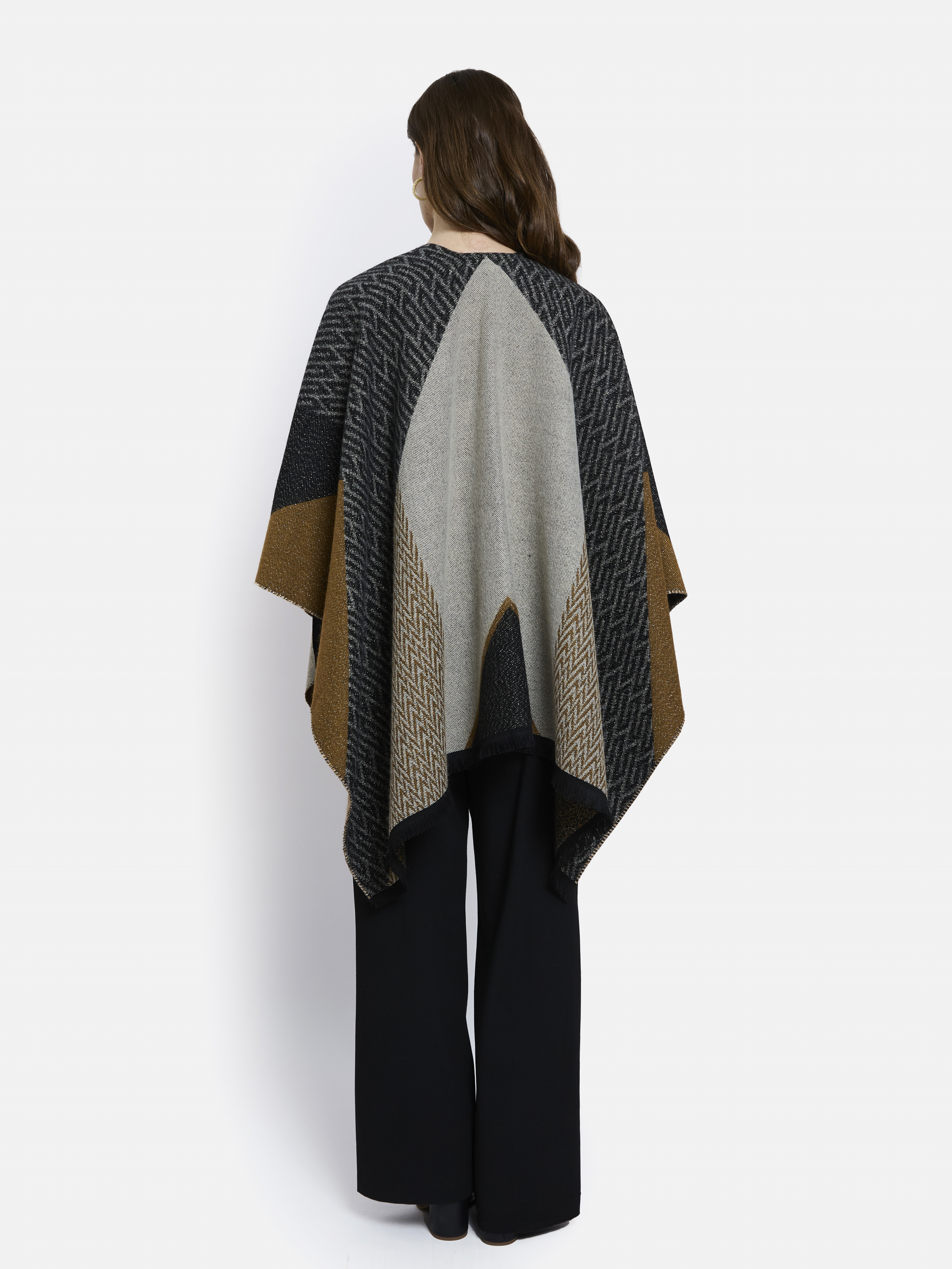 PONCHO CHANTILLY