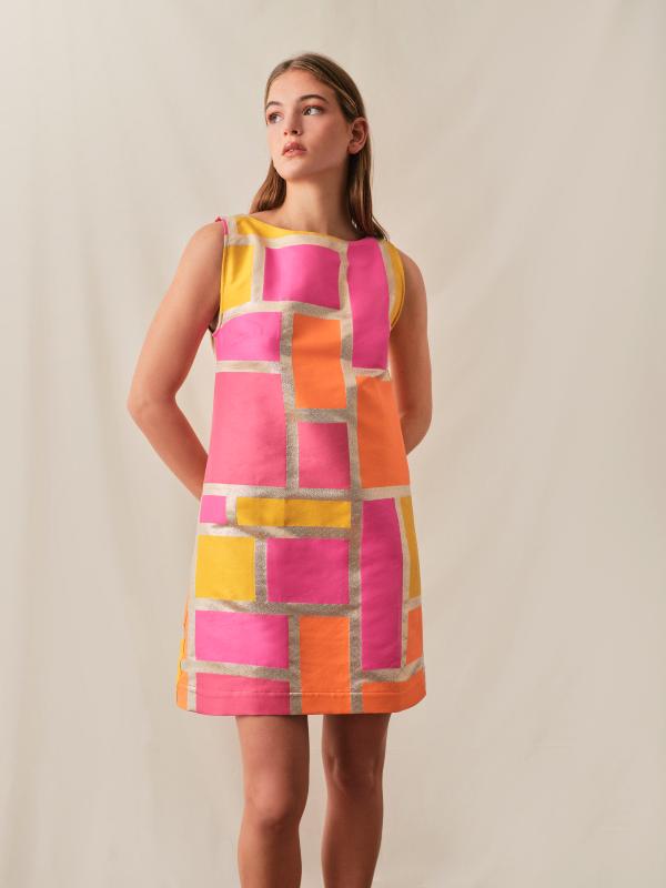 ROBE ESCALE