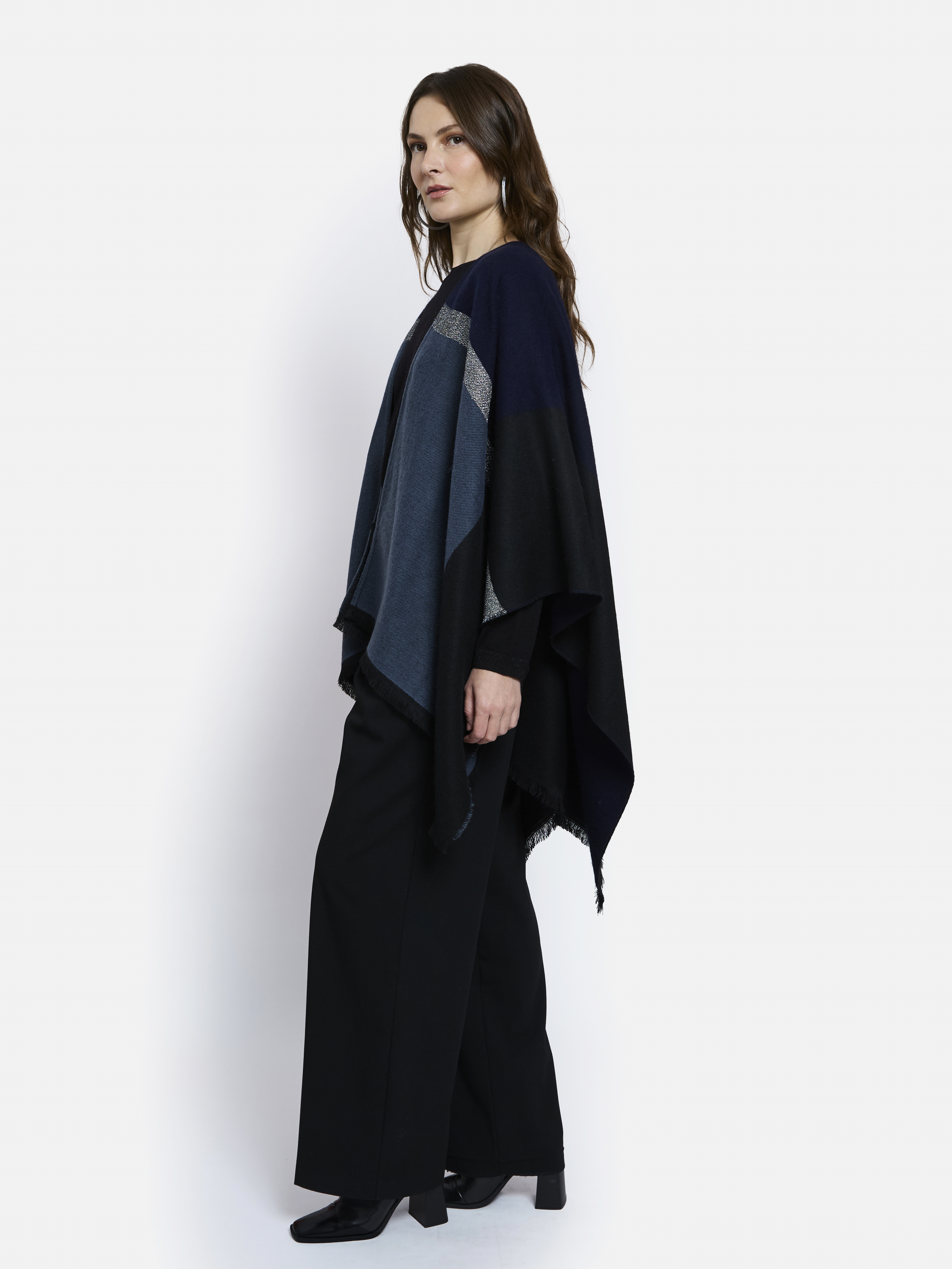 PONCHO VILLANDRY