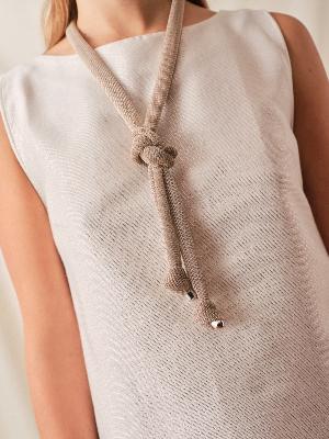 COLLIER ROMANCE