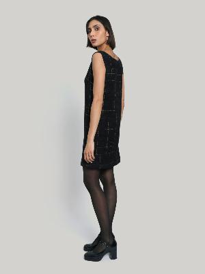 ROBE SANS MANCHES GARNIER