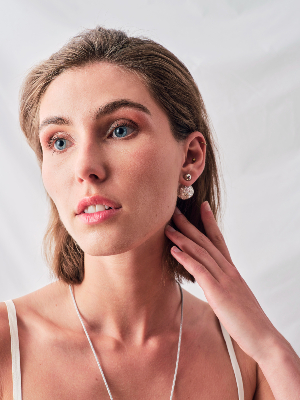 BOUCLES D'OREILLES DOUCE
