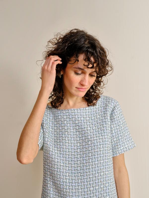 Broche Fantaisie Femme En Forme De Dame Avec Nacre D'abalone - Bleu, Neuve Avec étiquettes Naturosphère