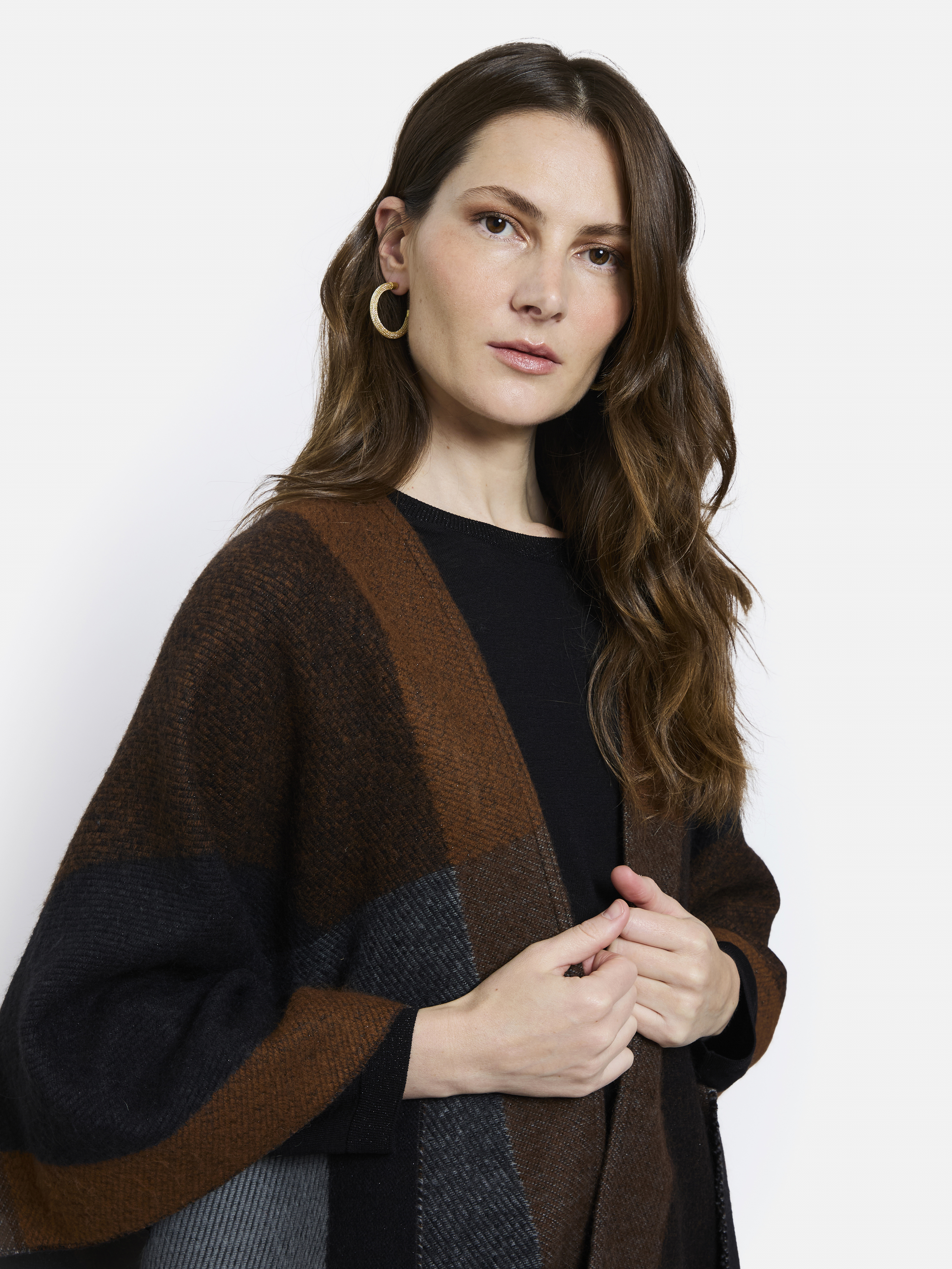 PONCHO CHINON