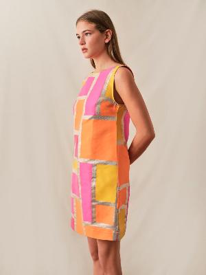 ROBE ESCALE