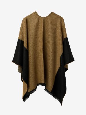 PONCHO VILLANDRY