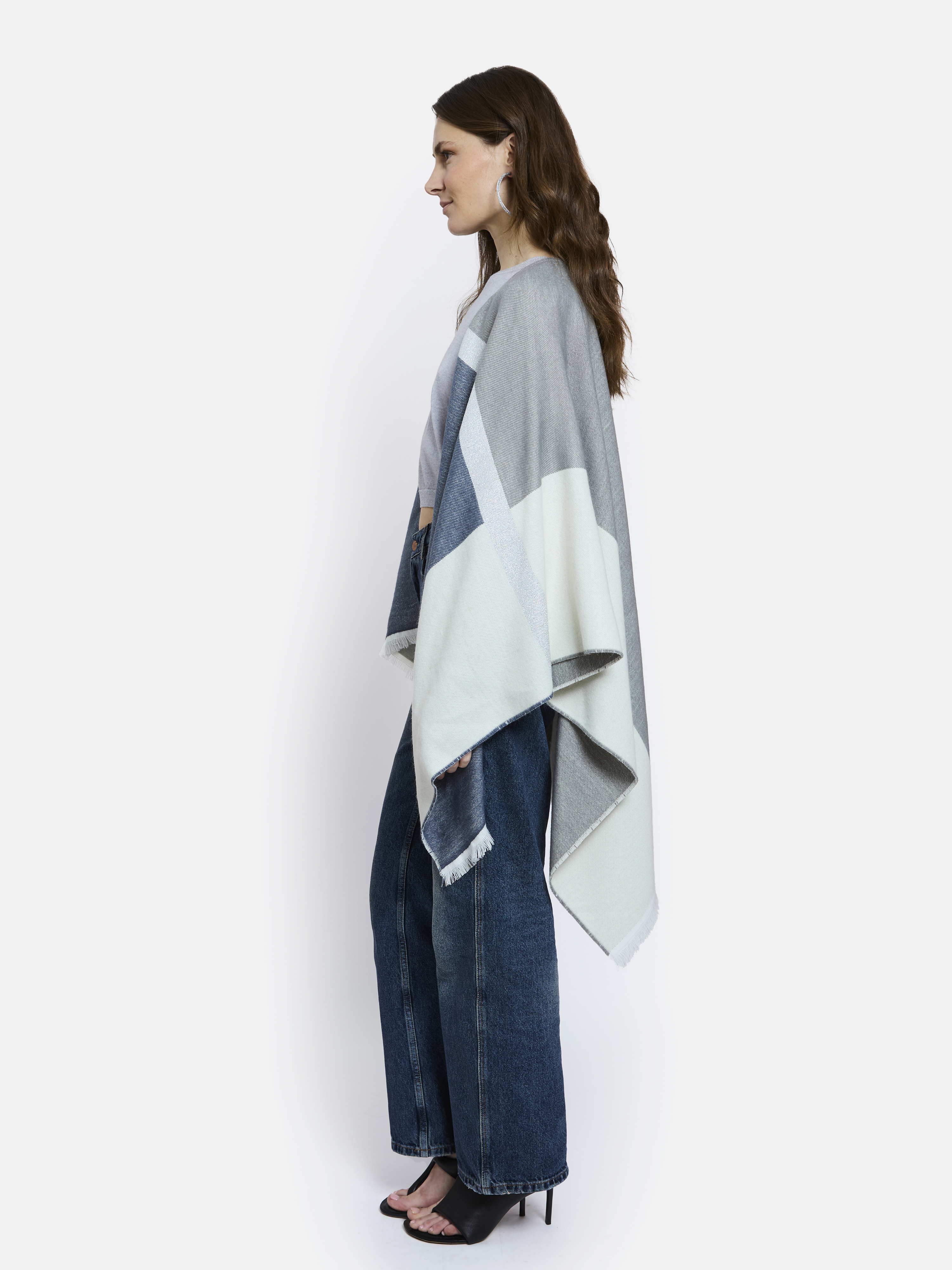 PONCHO VILLANDRY