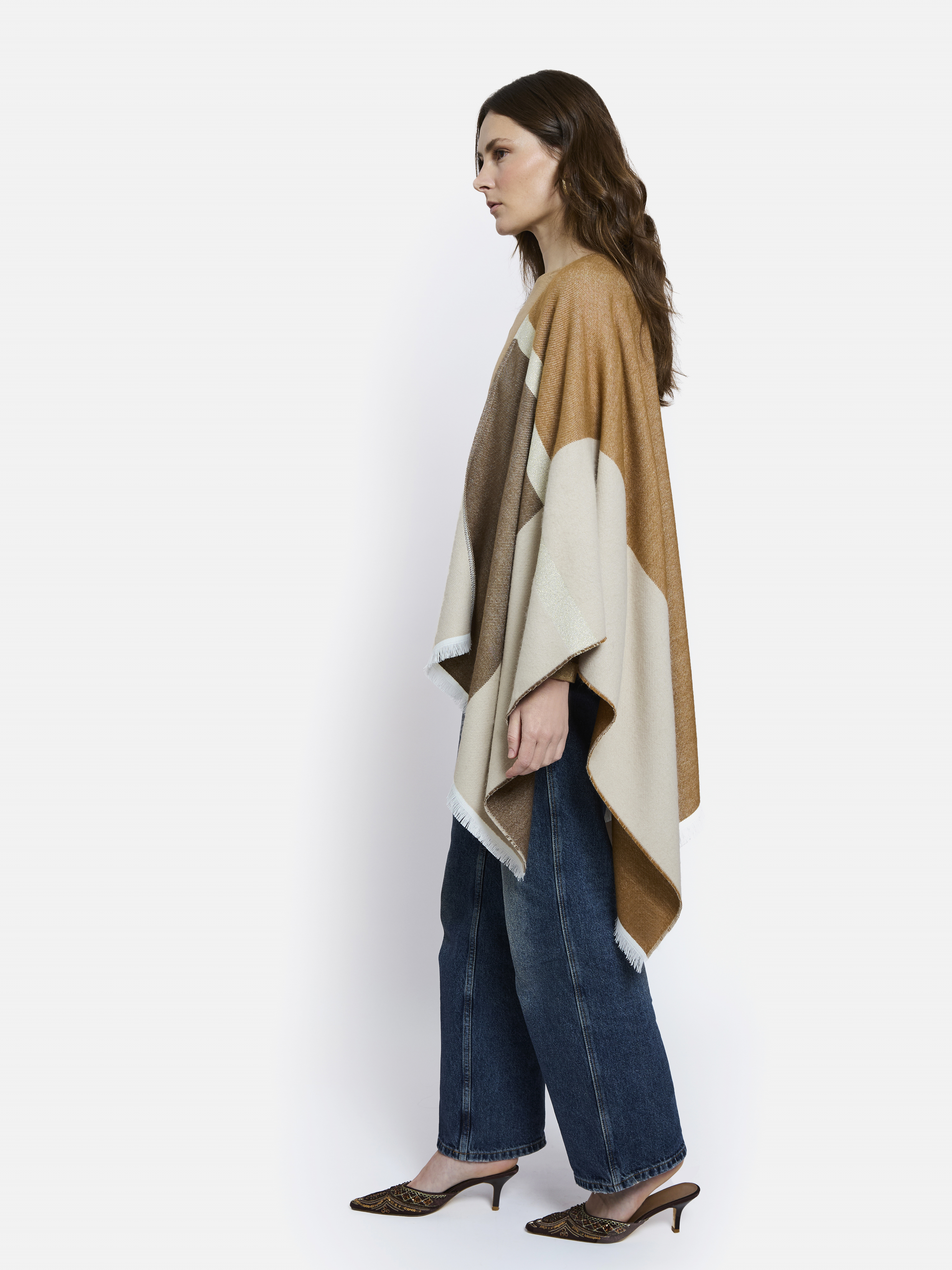 PONCHO VILLANDRY
